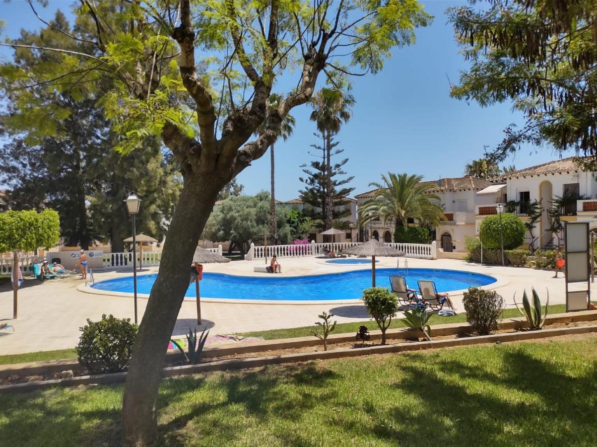 El Mirador, Villamartin, Cot To Hire, Wifi, Pool, Parking Exterior foto